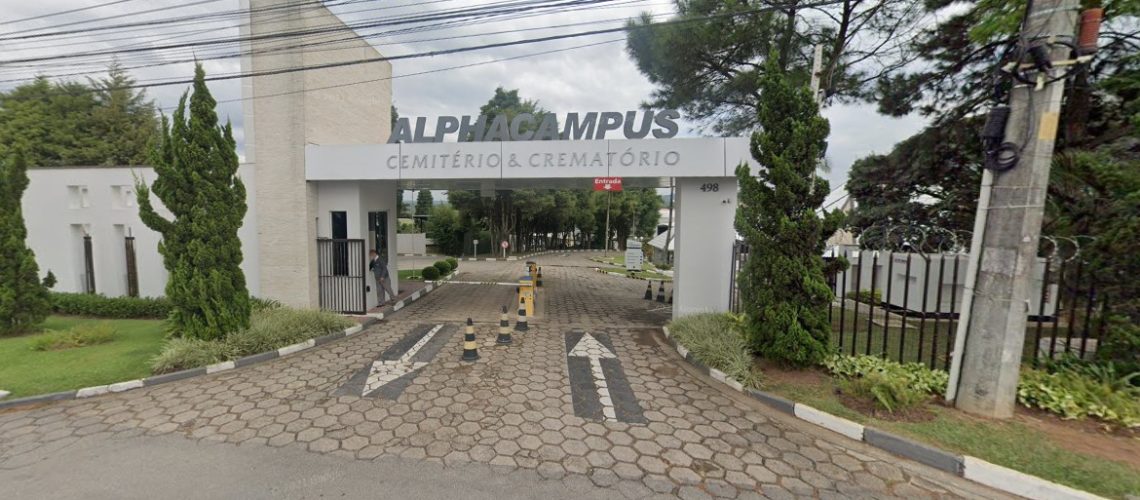 Coroa-de-Flores-Cemitério-Alphacampus